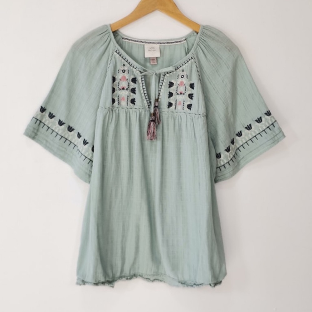 Knox Rose Sage Embroidered Blouse